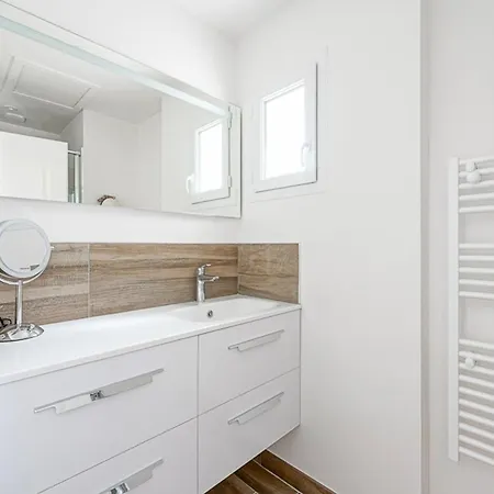 Holiday home Maison Proche Pour 4 Pers. Avec Jardin A - Fr-1-835-28