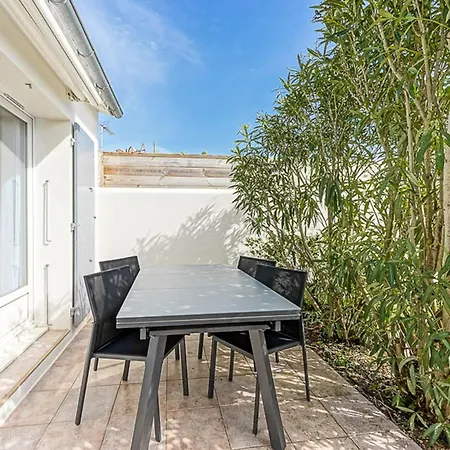 Дом отдыха Maison Proche Pour 4 Pers. Avec Jardin A - Fr-1-835-28 *