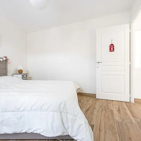 Maison Proche Pour 4 Pers. Avec Jardin A - Fr-1-835-28 La Flotte